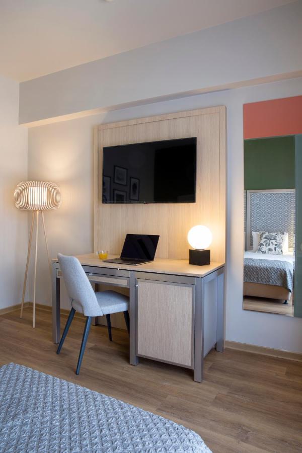 Hotel, Trademark Collection By Wyndham 4*