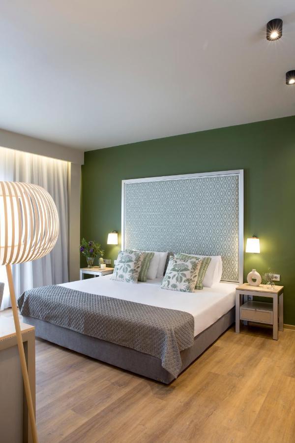 מלון Hotel, Trademark Collection By Wyndham 4*