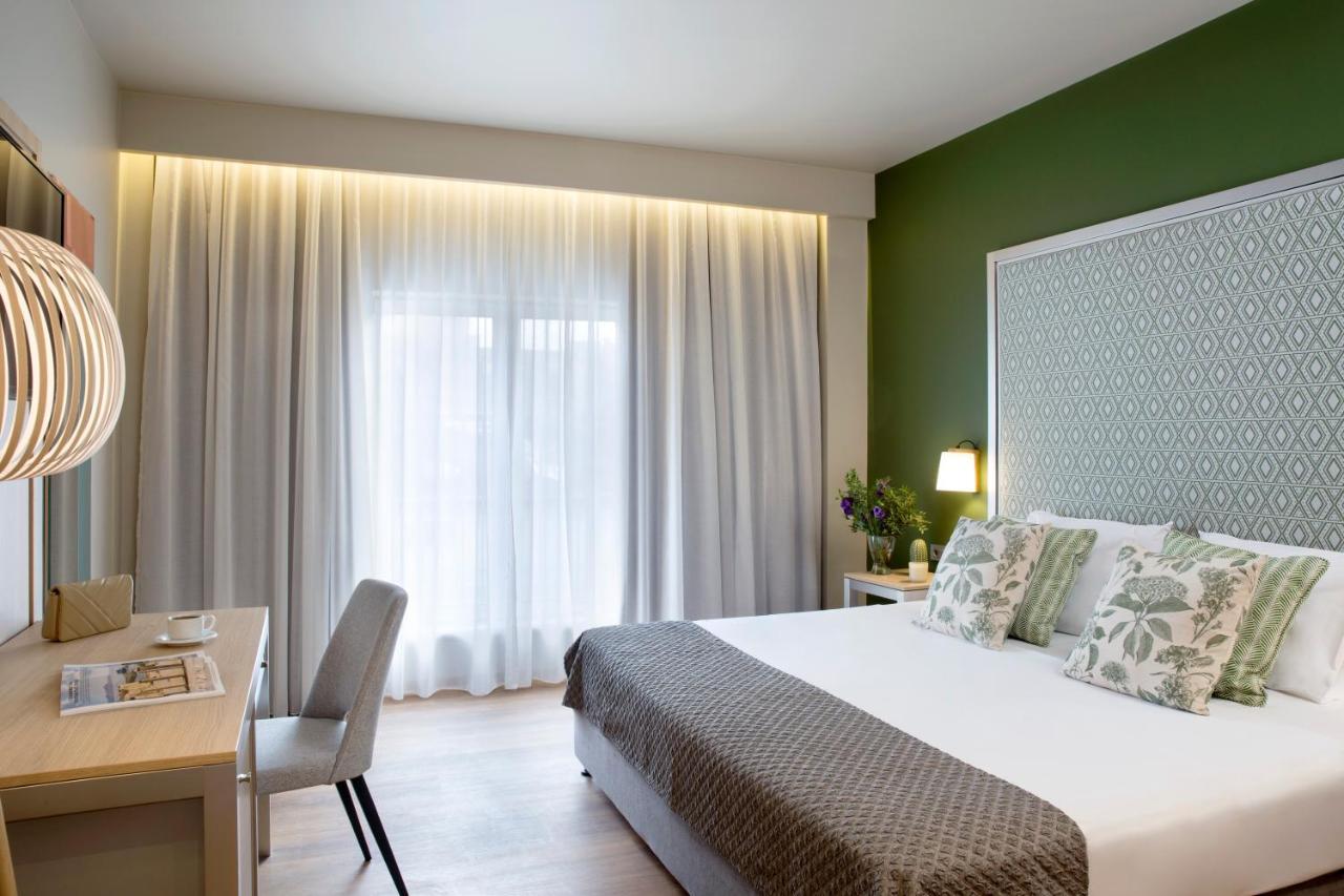 Hotel, Trademark Collection By Wyndham 4* בוקרשט