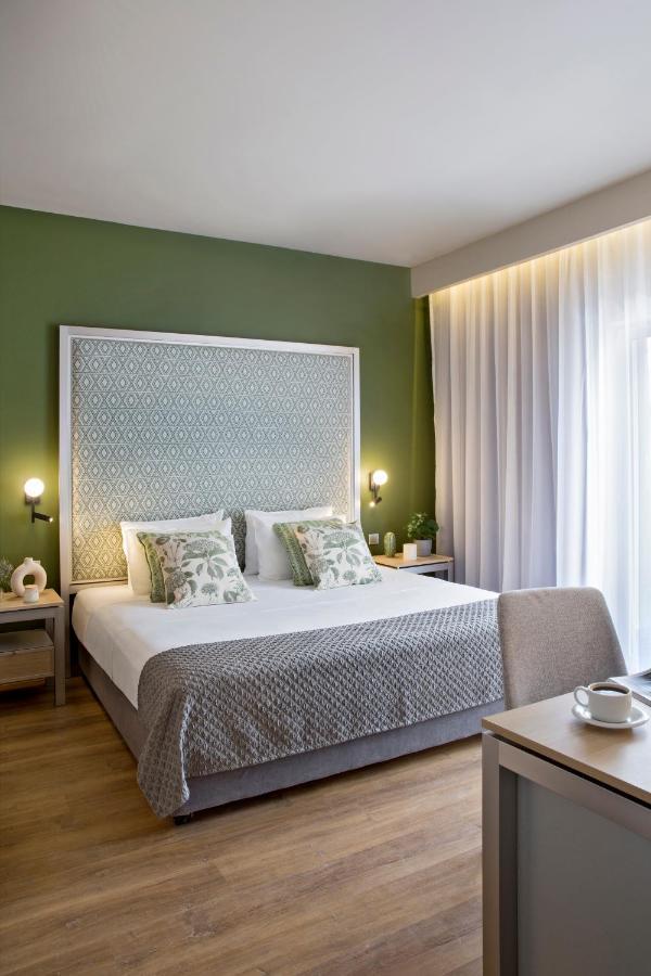 Hotel, Trademark Collection By Wyndham 4*