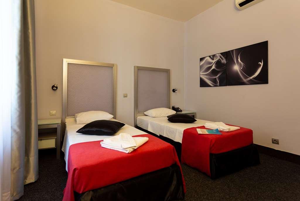 Hotel, Trademark Collection By Wyndham בוקרשט