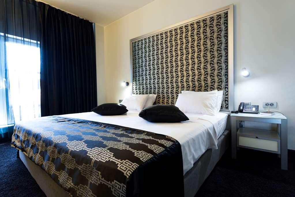 Hotel, Trademark Collection By Wyndham 4* בוקרשט