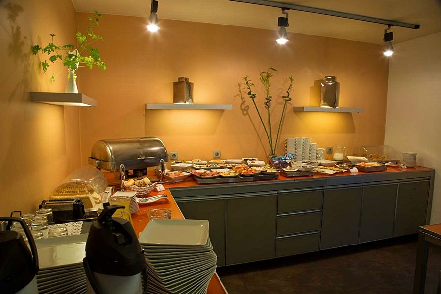 Hotel, Trademark Collection By Wyndham 4* Bukarest